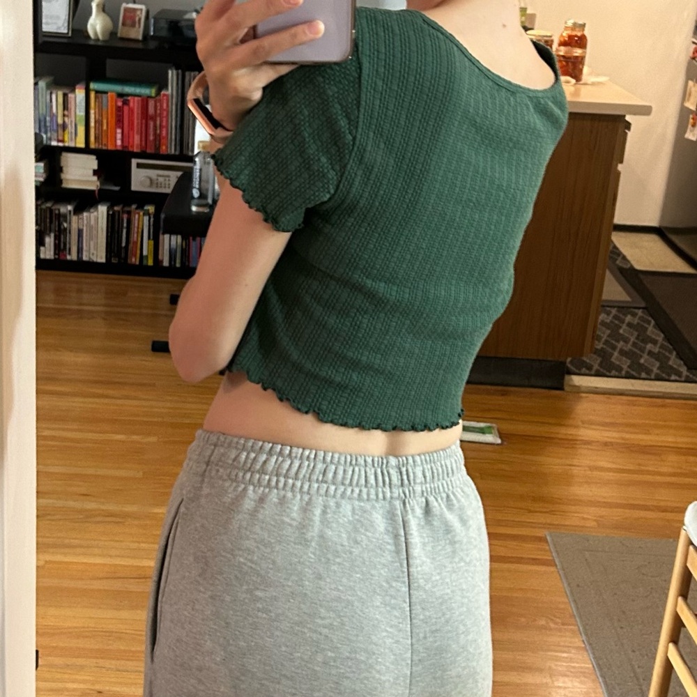 (3/$30) Brandy Melville green crop top XS - Picture 6 of 8